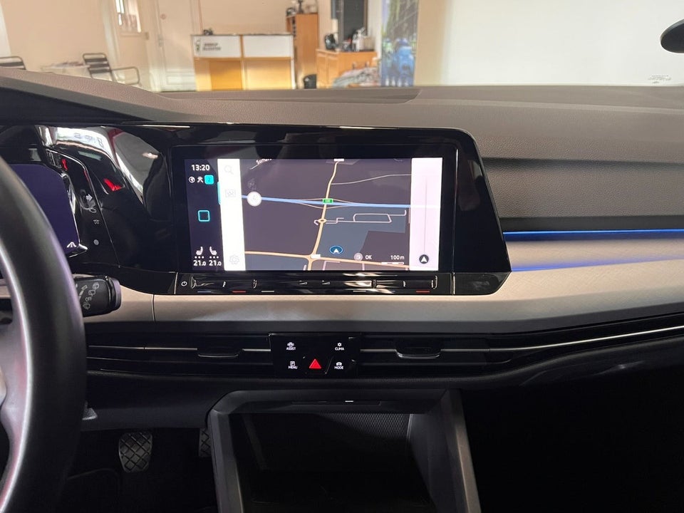 VW Golf VIII 1,5 TSi 130 Life 5d