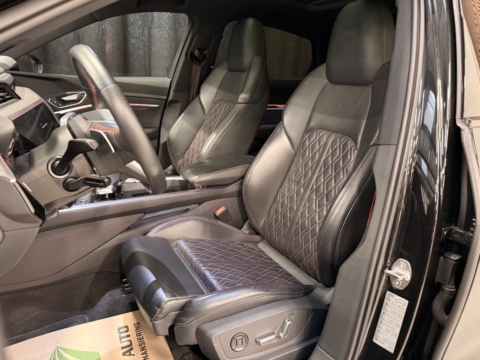 Audi Q8 e-tron 55 S-line Black Edition Sportback quattro 5d