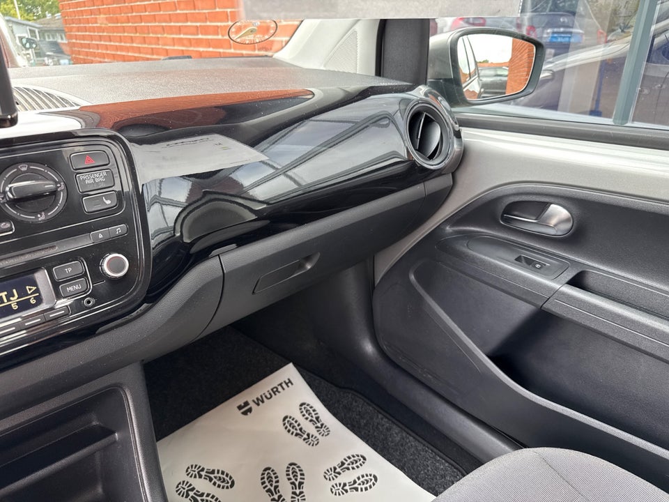 VW Up! 1,0 60 Move Up! BMT 5d