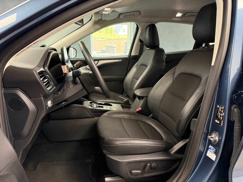 Ford Kuga 2,5 PHEV Titanium X CVT 5d