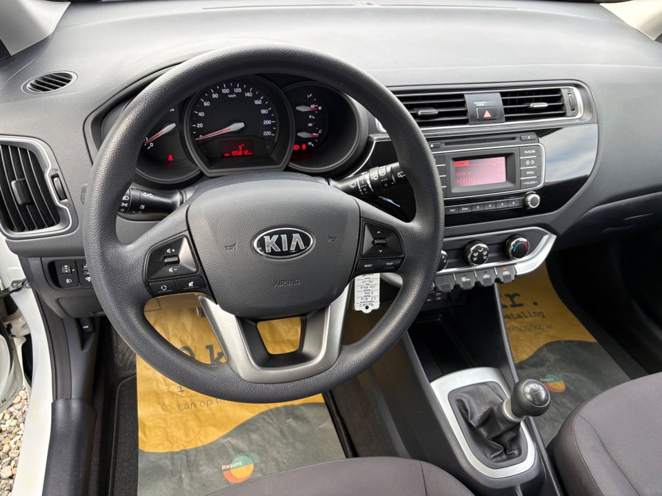 Kia Rio 1,2 CVVT Base 3d