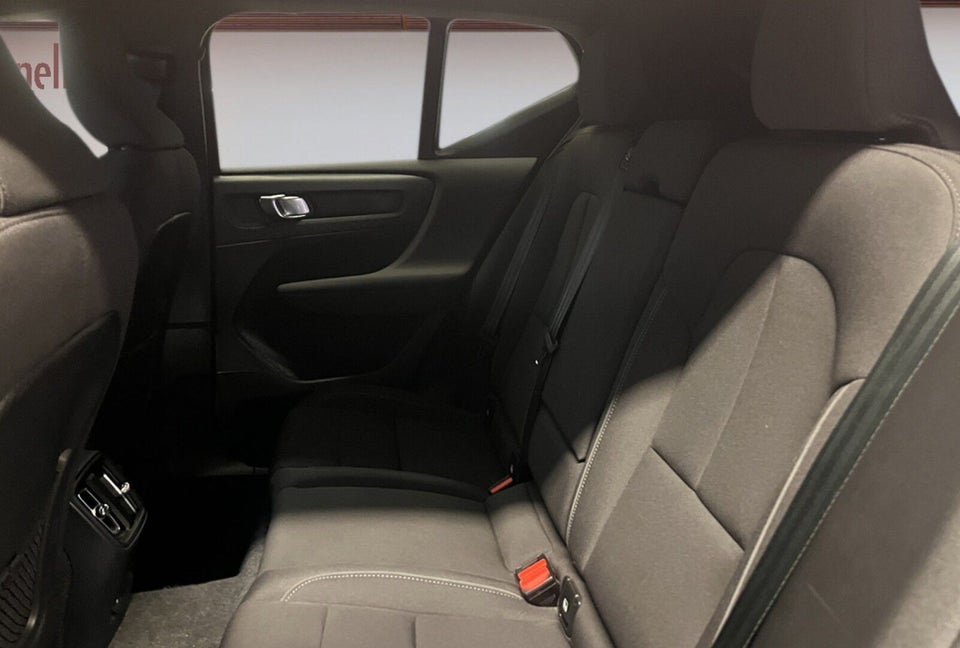 Volvo XC40 ReCharge Extended Range Plus 5d