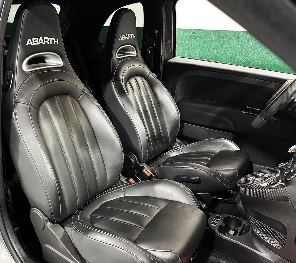 Abarth 595 1,4 T-Jet 180 Competizione aut. 3d