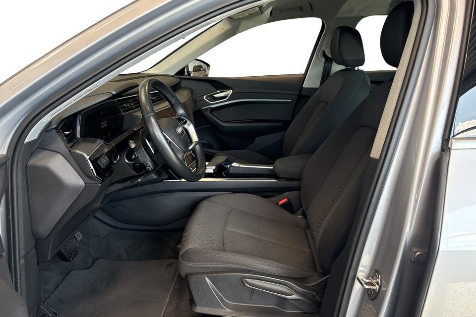 Audi e-tron 50 quattro 5d