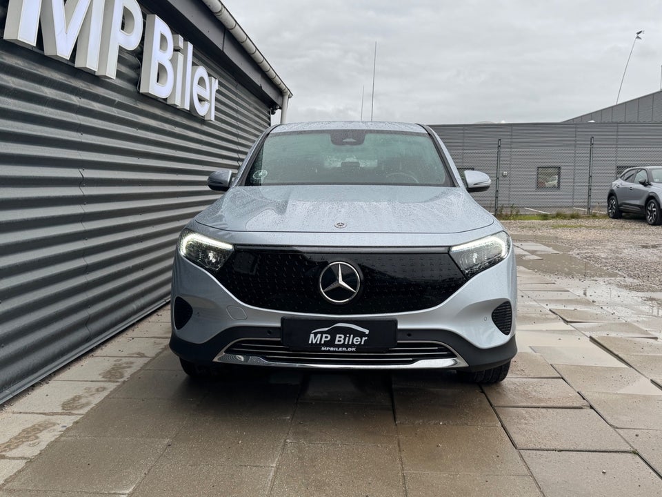 Mercedes EQB250+ Progressive 5d