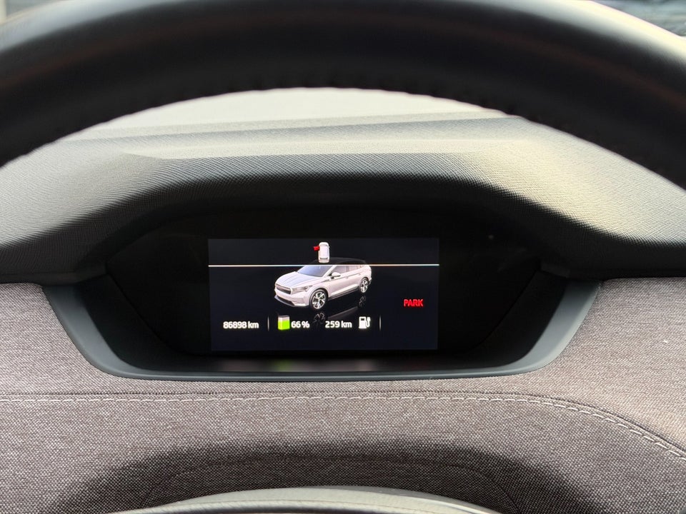 Skoda Enyaq 80 iV Loft 5d