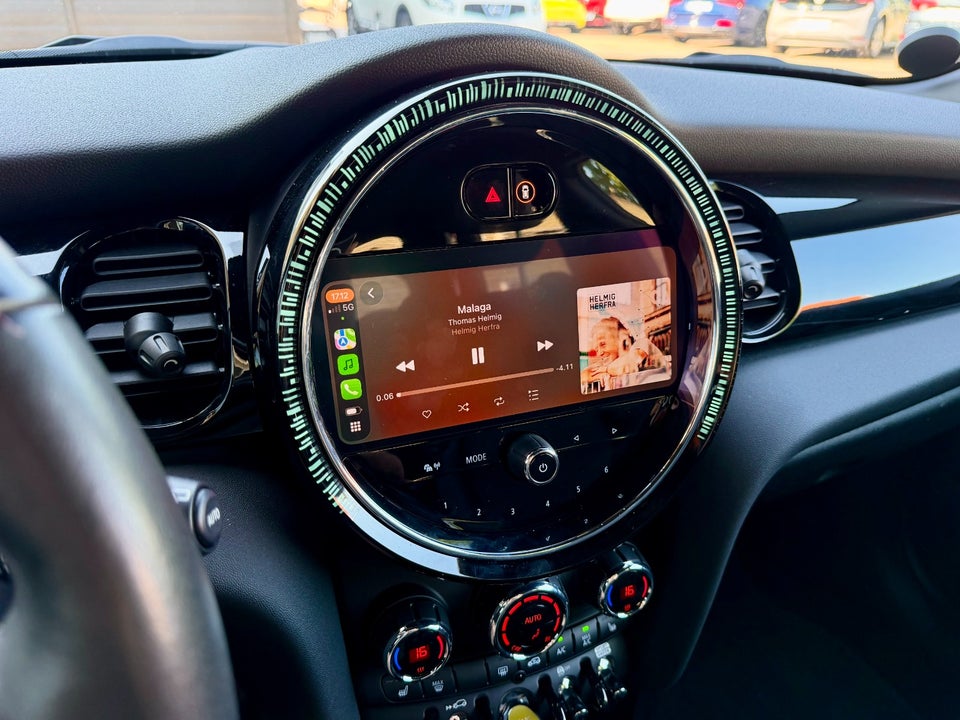 MINI Cooper SE Classic Trim 3d