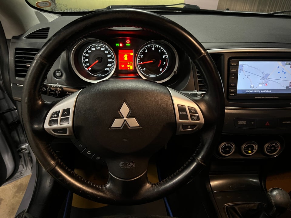 Mitsubishi Lancer 1,8 Intense SportBack 5d