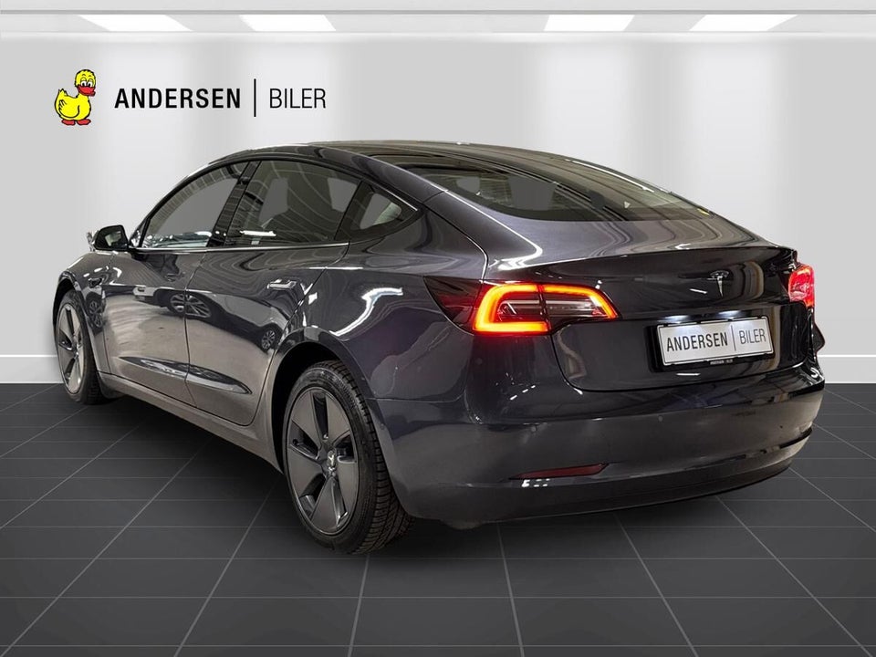 Tesla Model 3 RWD 4d