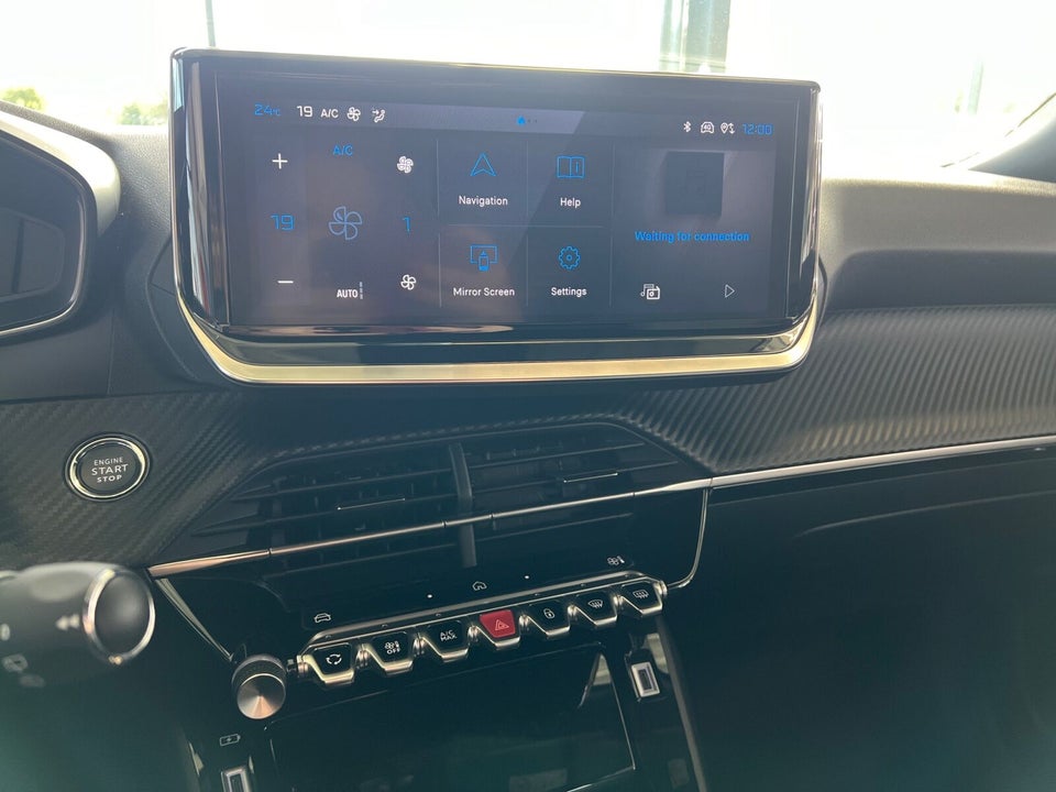 Peugeot e-2008 50 Allure 5d