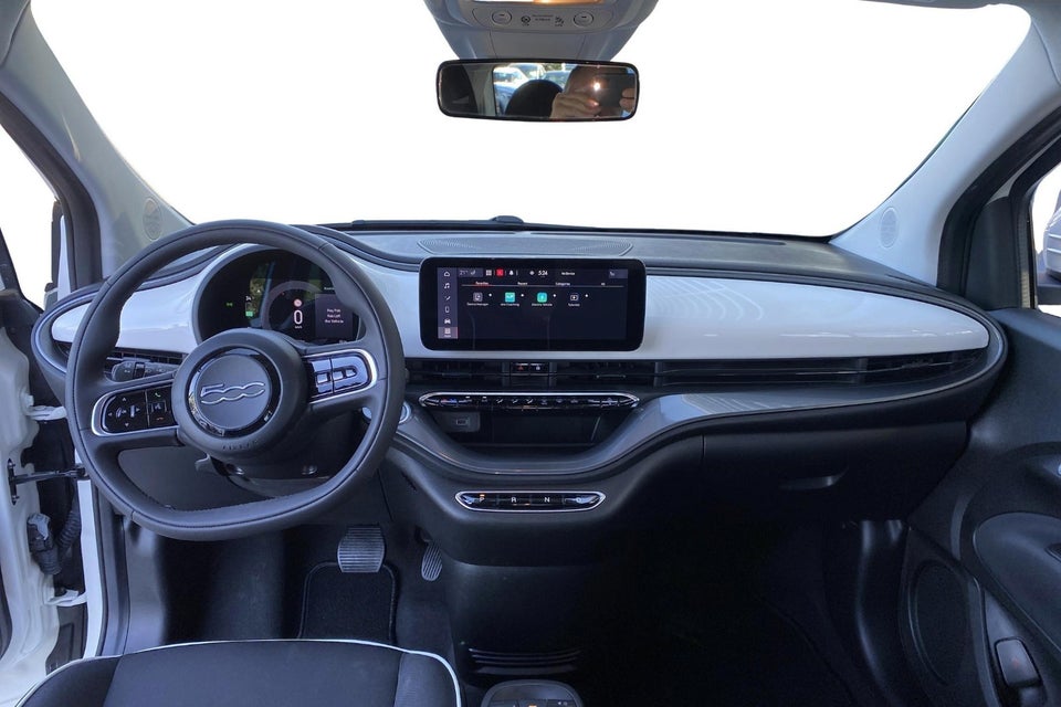 Fiat 500e 42 Icon 3d