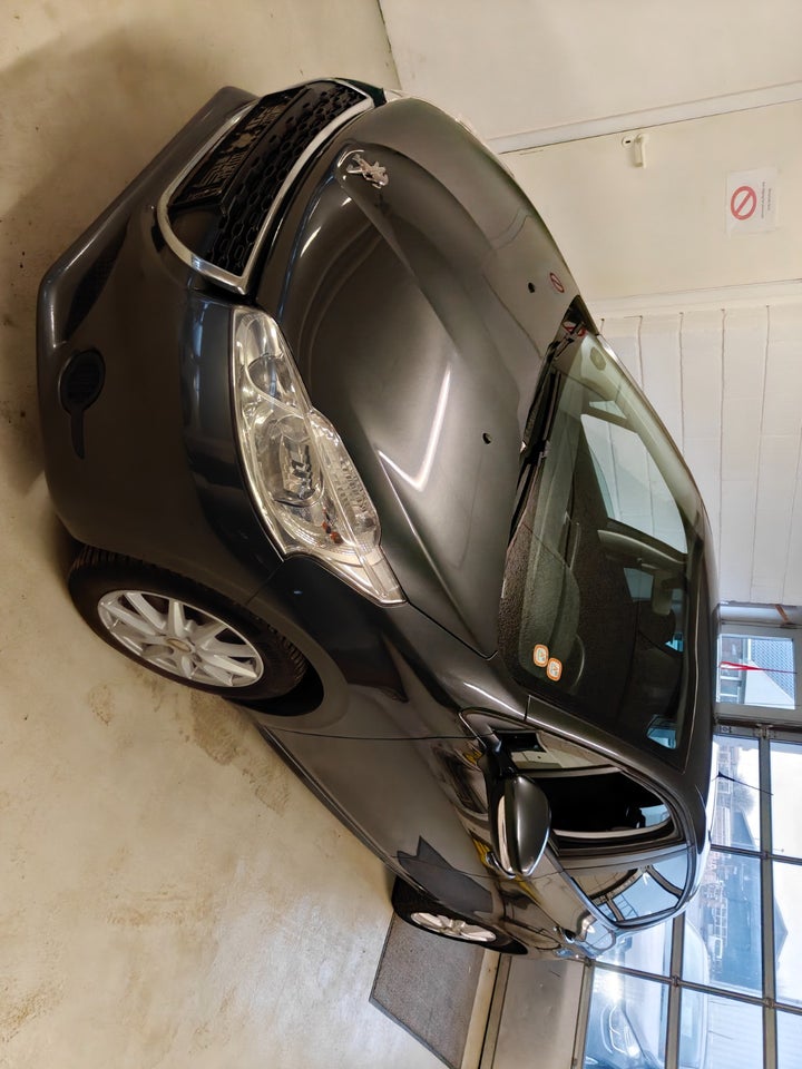 Peugeot 208 1,2 VTi Active 5d