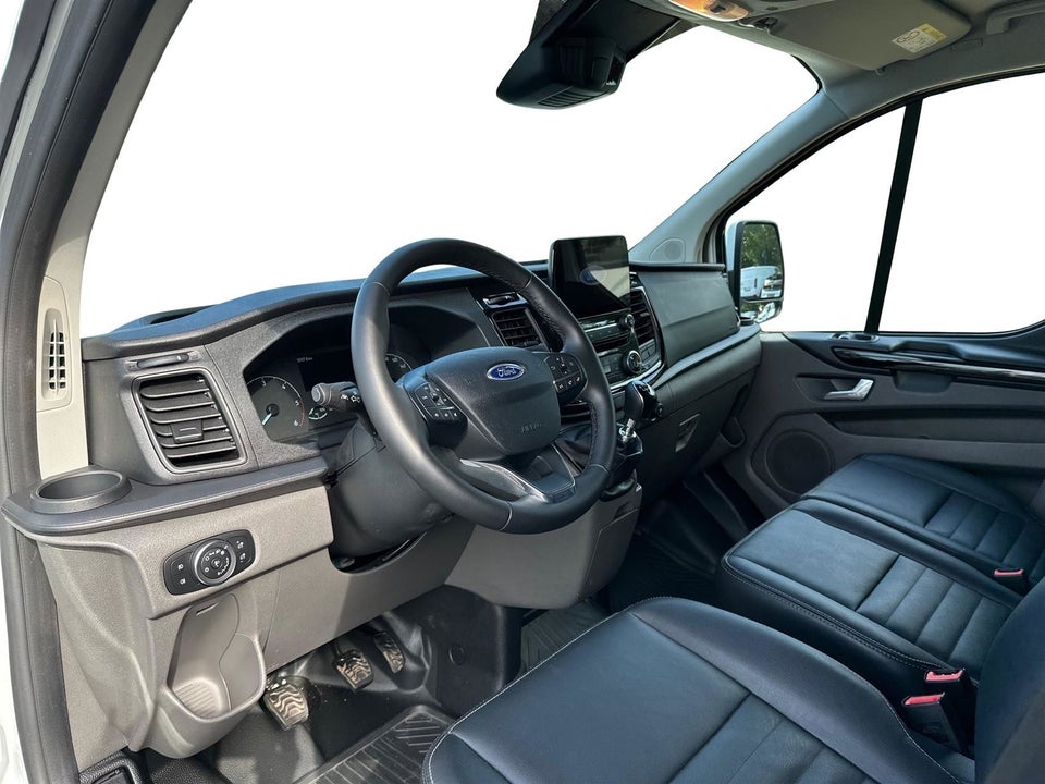 Ford Transit Custom 300L 2,0 TDCi 130 Trail