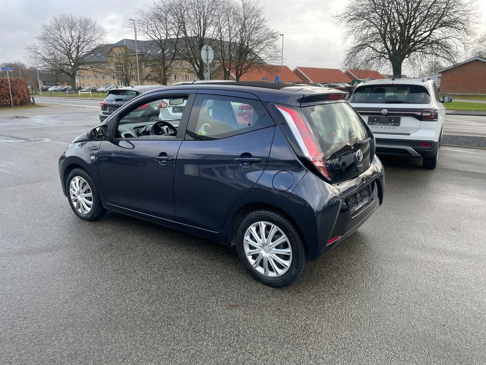 Toyota Aygo 1,0 VVT-i x-sky 5d
