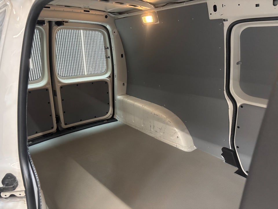 VW Caddy Maxi 2,0 TDi 102 DSG BMT Van 4d