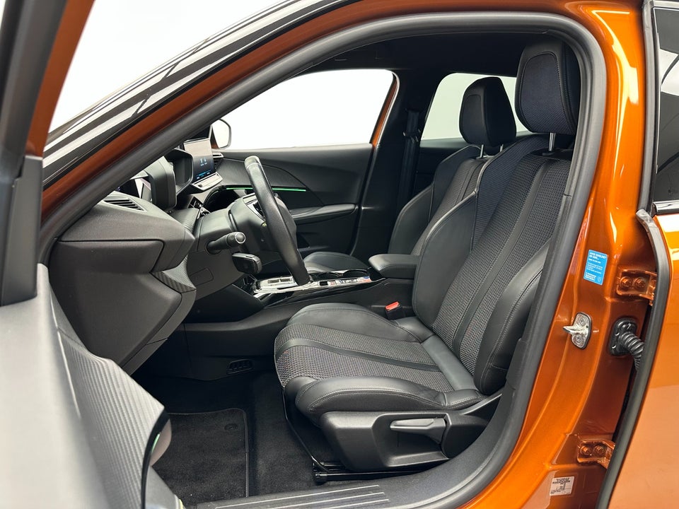 Peugeot e-2008 50 GT 5d