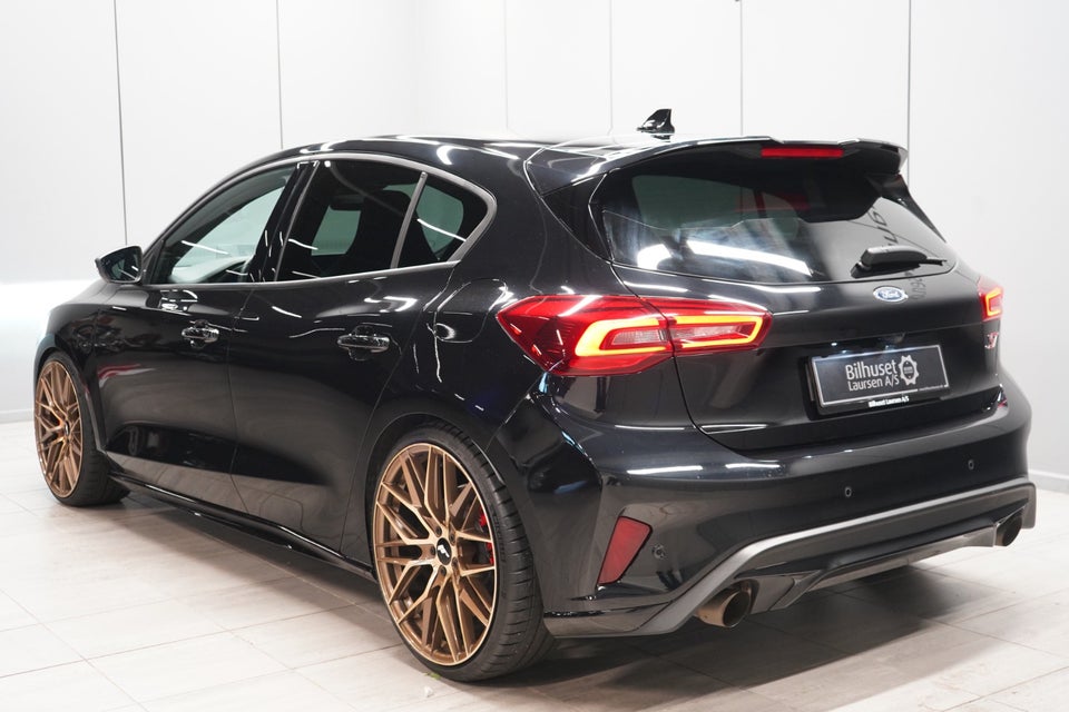 Ford Focus 2,3 EcoBoost ST-X 5d