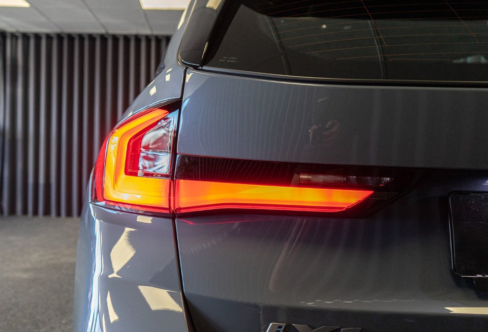 BMW iX1 eDrive20 M-Sport 5d