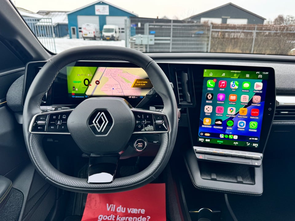 Renault Megane E-Tech 60 Techno 5d