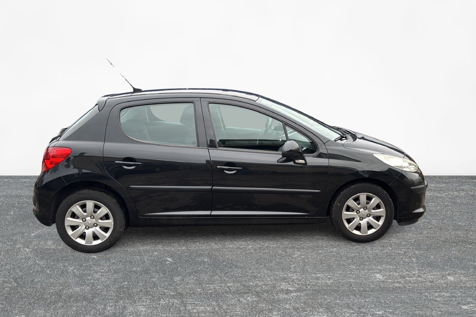 Peugeot 207 1,4 XR+ 5d