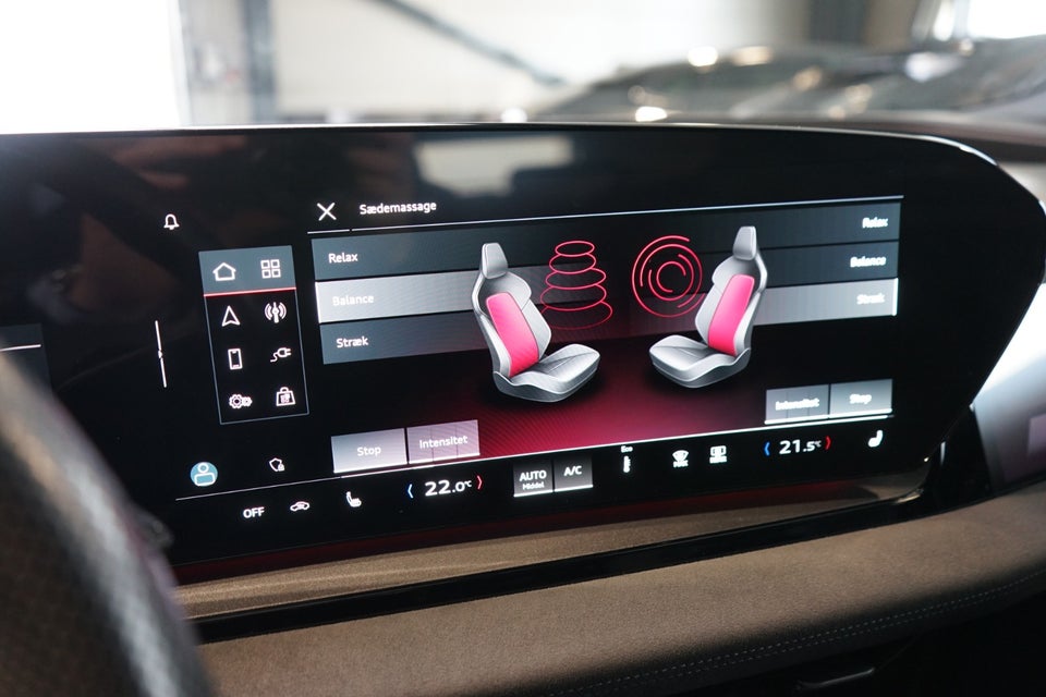 Audi SQ6 e-tron quattro 5d