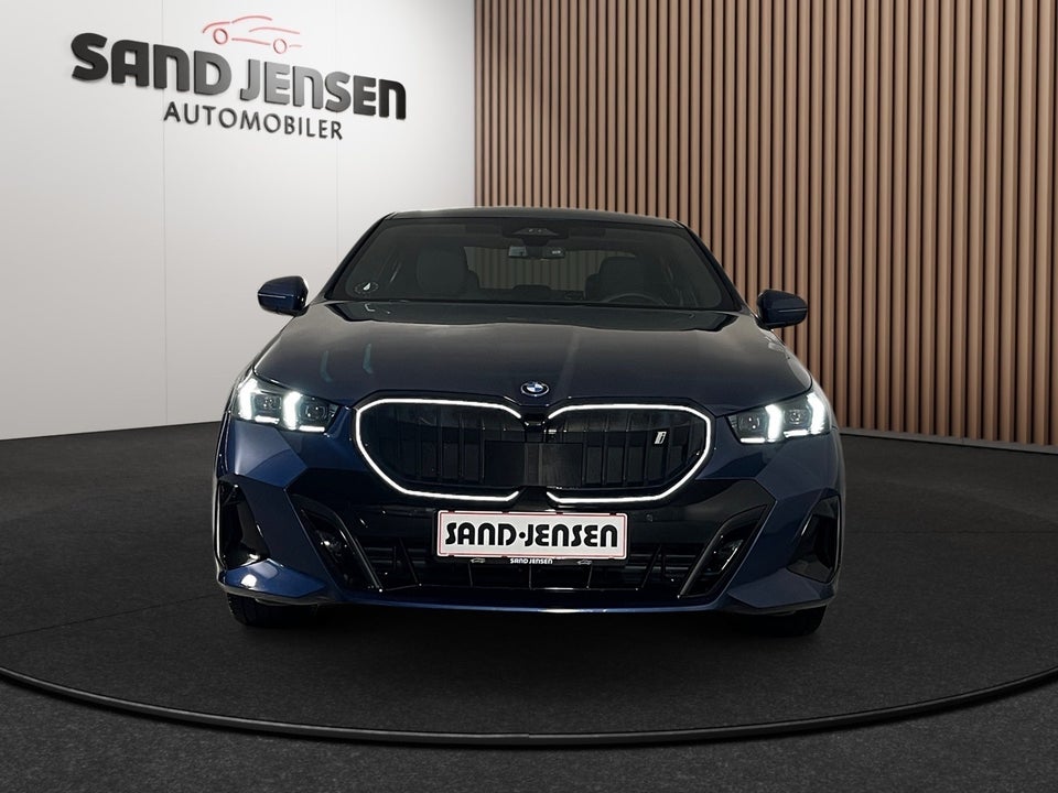 BMW i5 eDrive40 M-Sport Pro 4d