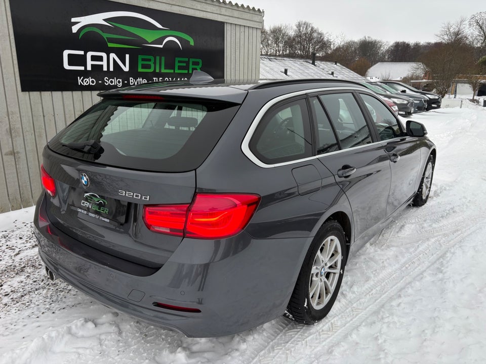 BMW 320d 2,0 Touring aut. 5d