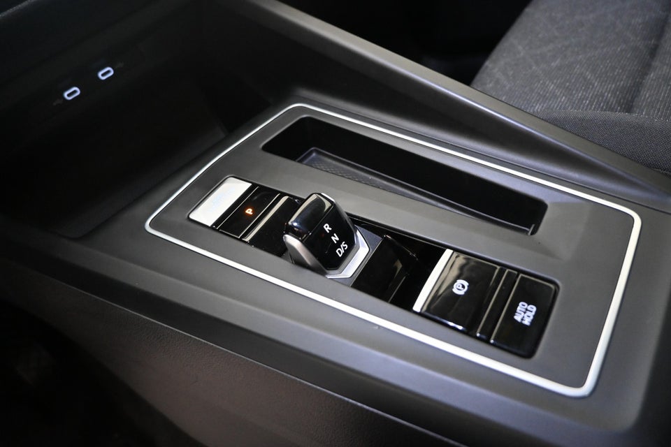VW Golf VIII 1,5 eTSi 130 Life Variant DSG 5d