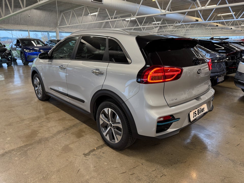 Kia e-Niro 64 Advance 5d