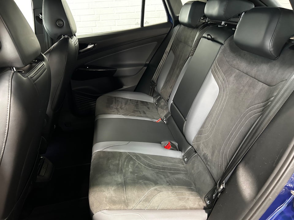 VW ID.4 77 Pro 5d
