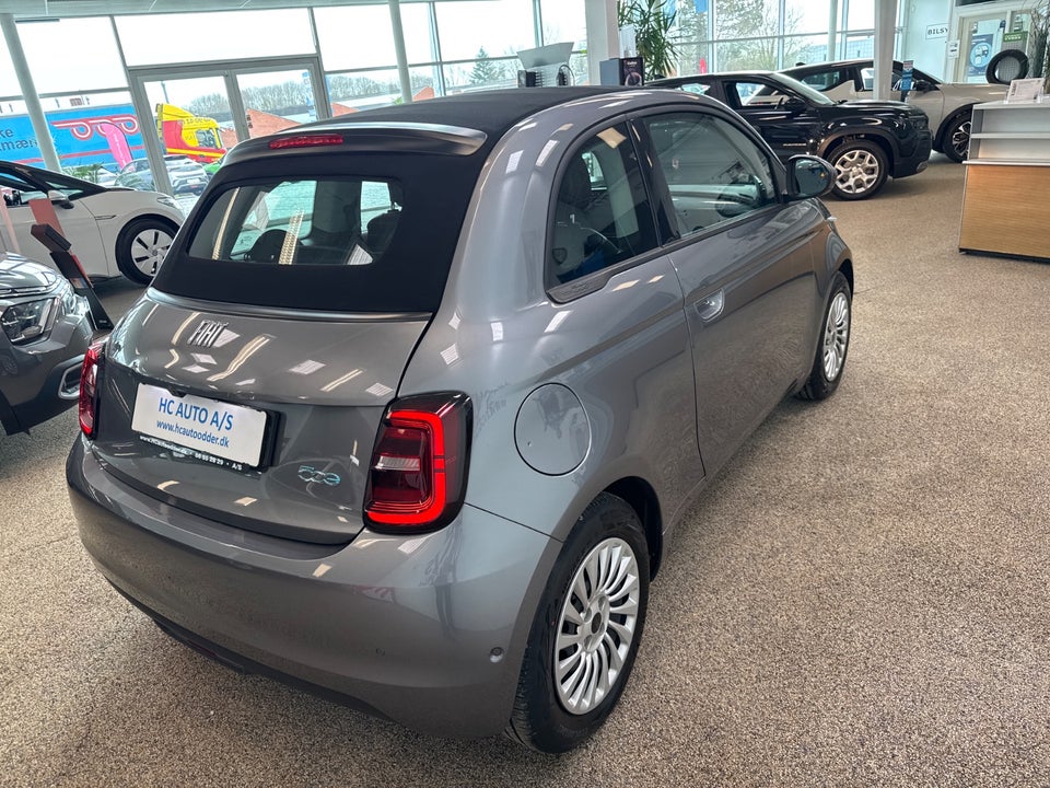Fiat 500e 42 Icon Cabrio 2d
