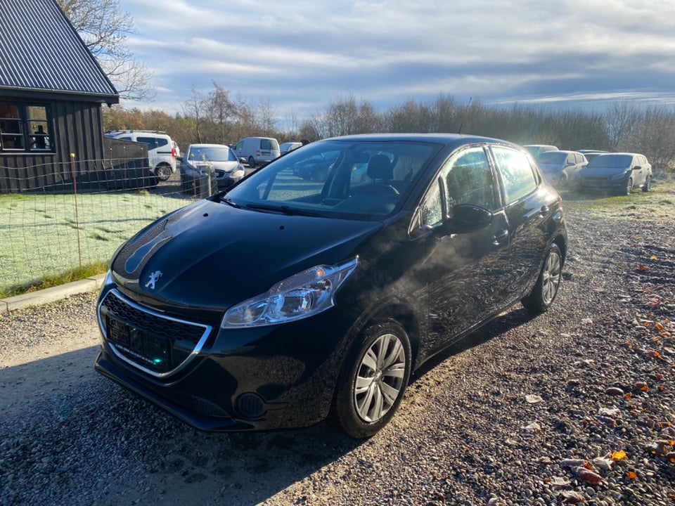 Peugeot 208 1,0 VTi Active 5d