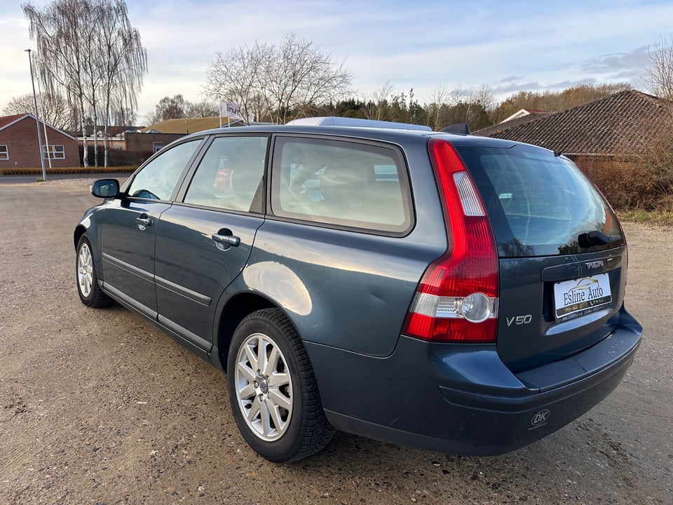 Volvo V50 1,8 Kinetic 5d