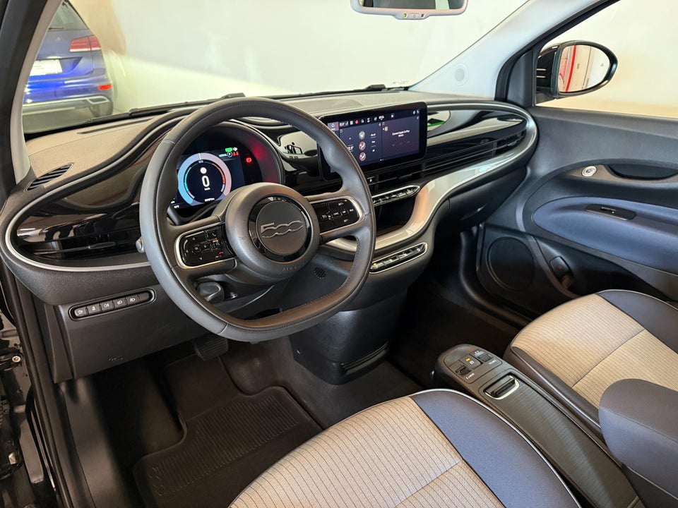 Fiat 500e 42 Icon 3d