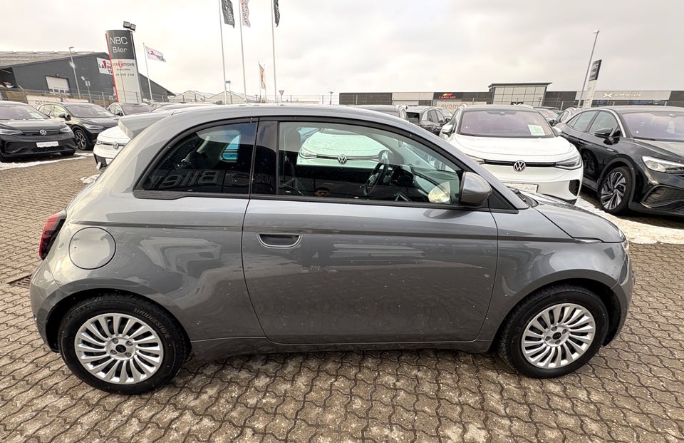 Fiat 500e 42 Icon 3d