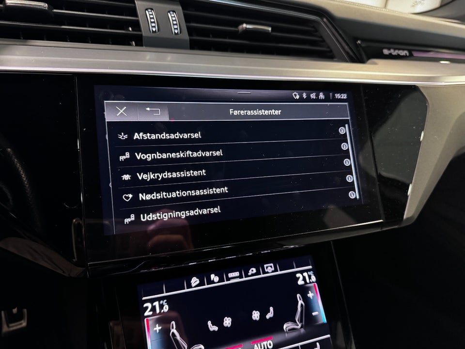 Audi Q8 e-tron 55 Advanced S-line quattro 5d