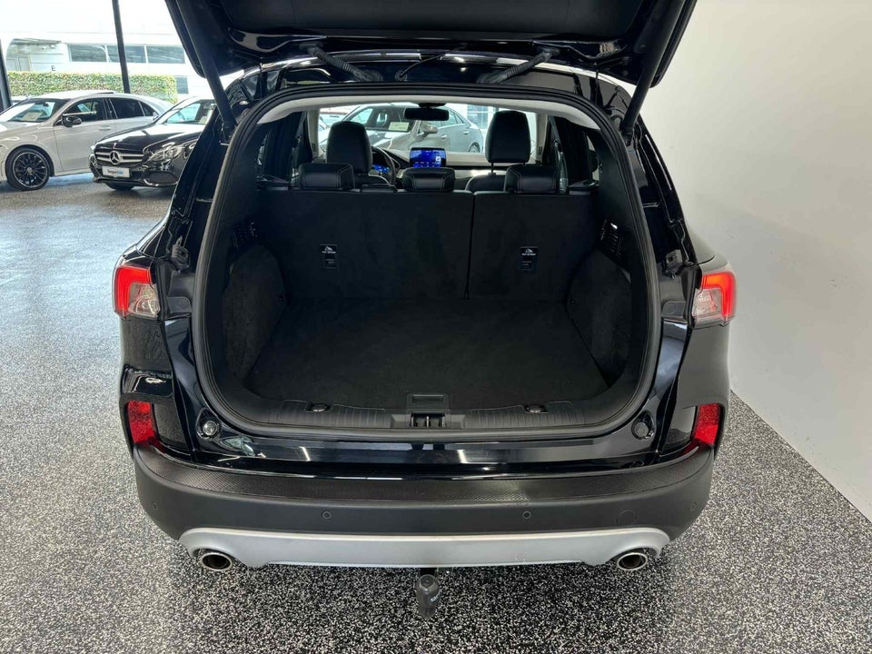 Ford Kuga 2,5 PHEV Titanium X CVT 5d