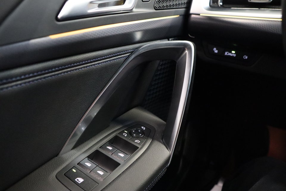 BMW iX1 xDrive30 M-Sport Premium 5d