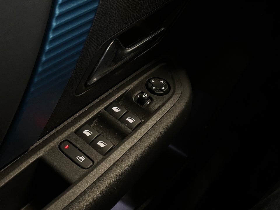 Citroën ë-C4 50 Shine Exclusive 5d