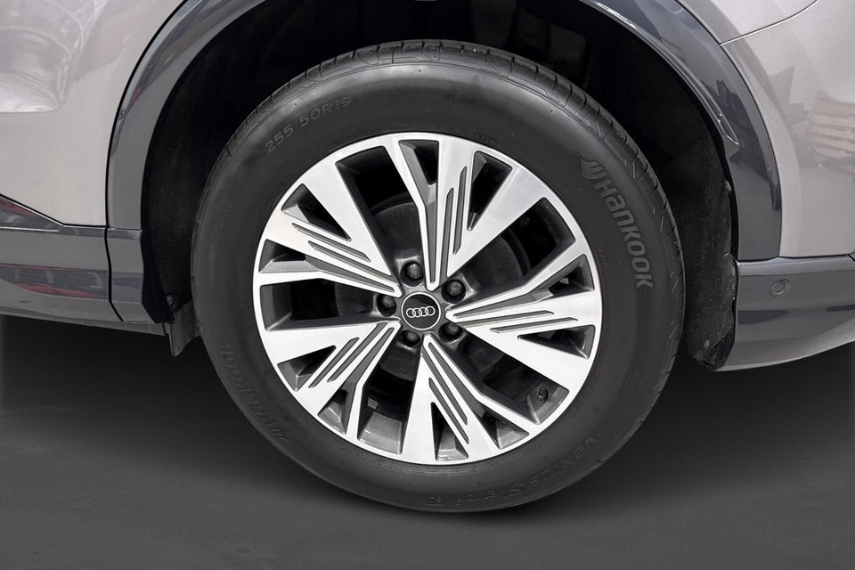 Audi Q4 e-tron 45 Progress 5d