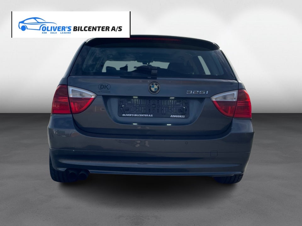 BMW 325i 2,5 Touring 5d