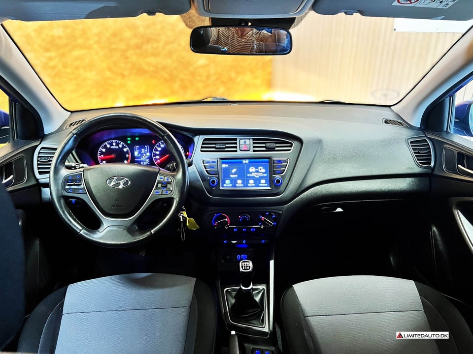 Hyundai i20 1,25 Style 5d