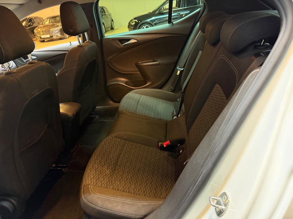 Opel Astra 1,4 T 150 Impress 5d