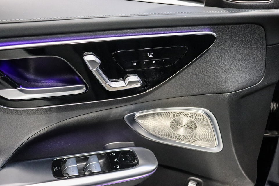 Mercedes C300 d 2,0 AMG Line stc. aut. 5d