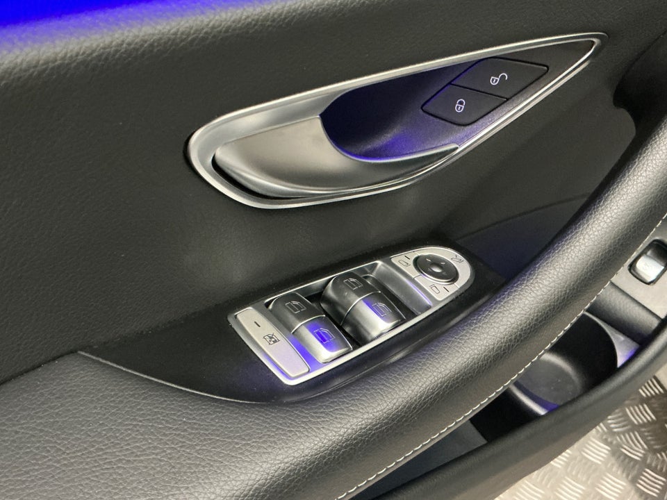 Mercedes E300 de 2,0 stc. aut. 5d