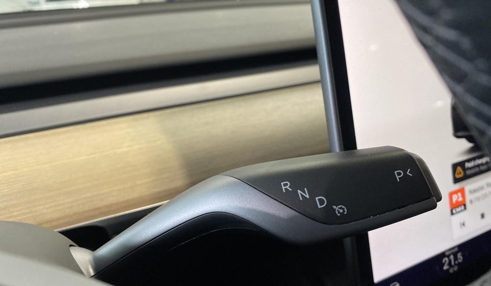 Tesla Model Y RWD 5d