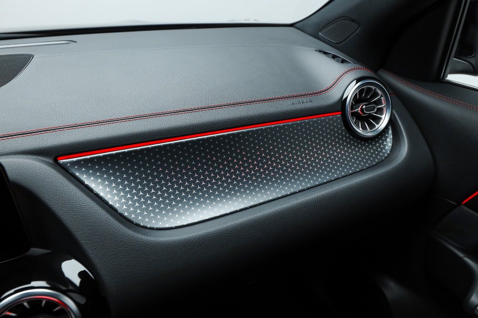 Mercedes EQA350 AMG Line 4Matic 5d