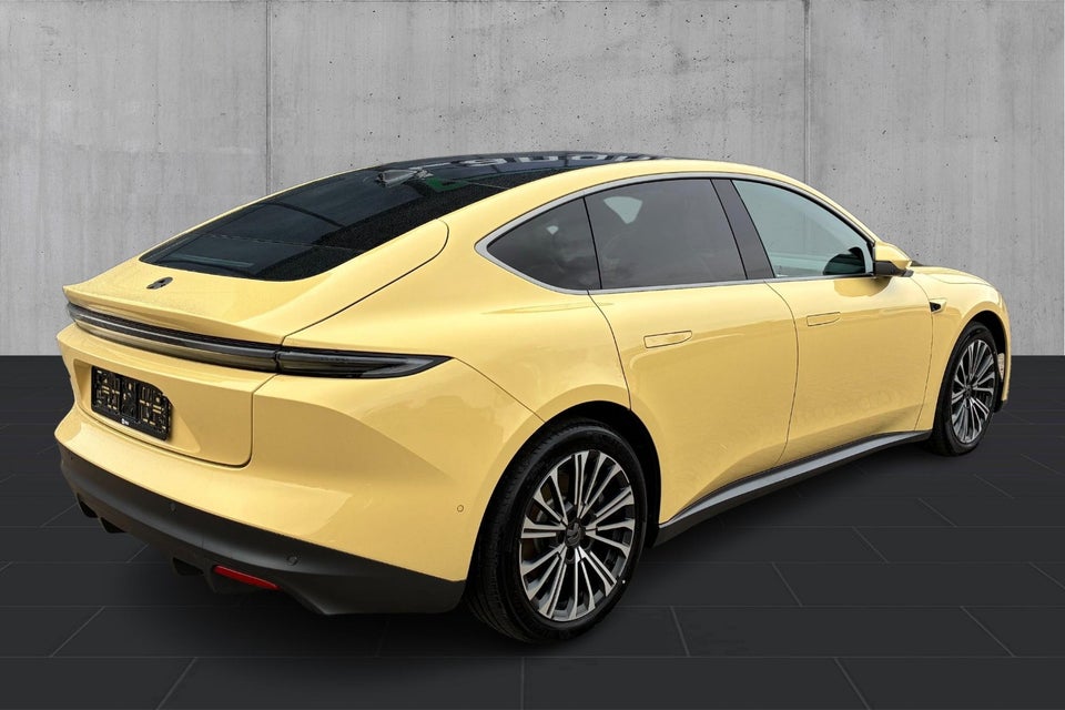 NIO ET5 75 Standard Range 4d