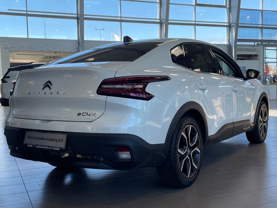 Citroën ë-C4 X 50 Palais Sky 4d