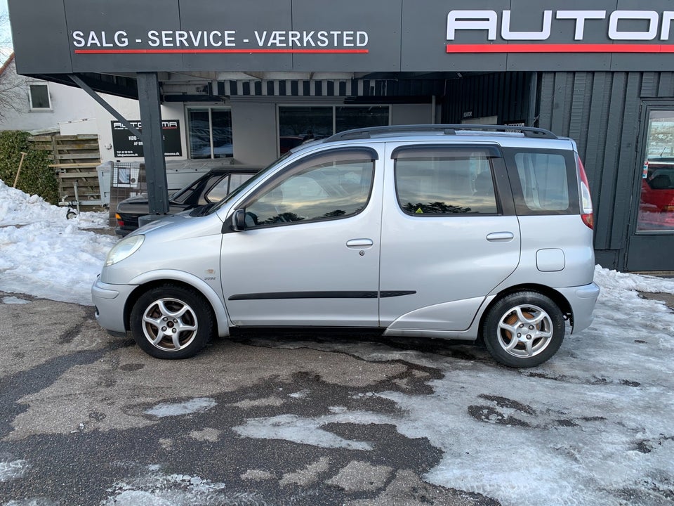 Toyota Yaris Verso 1,5 Luna Komfort 5d